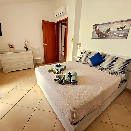 Beatrice Homes Apartman Càbras